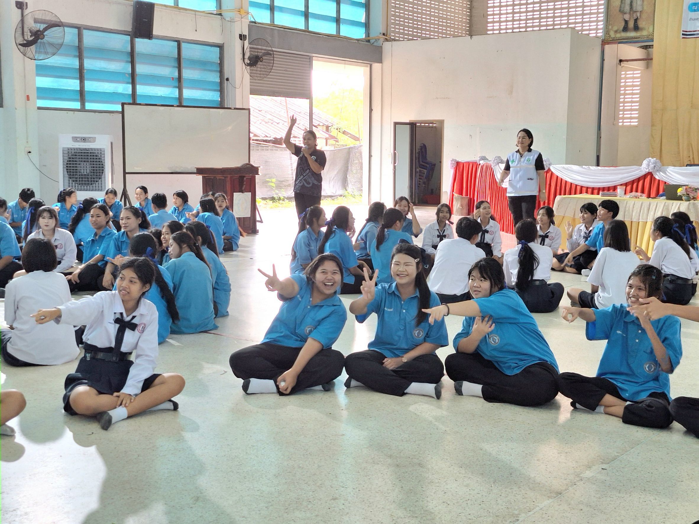 LINE_ALBUM_khorngkar serim srang thaksa xnamay ceriy phan_260818_36.jpg